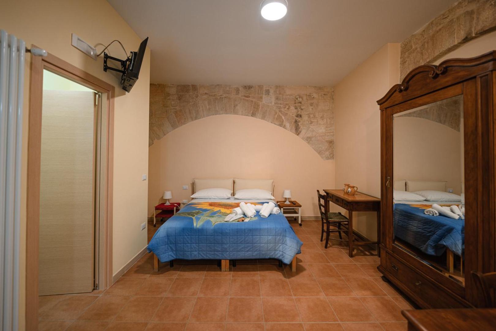 La Piccola Torre Hotel Bisceglie Luaran gambar